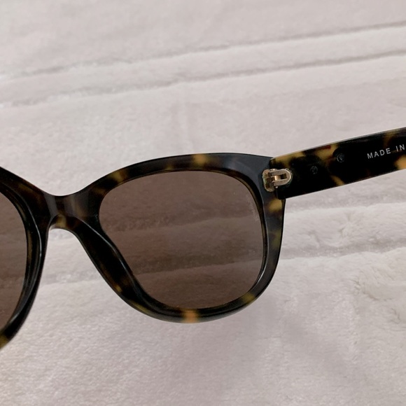 Vintage Chanel Tortoise Shell Camellia Sunglasses Brown - Picture 11 of 14